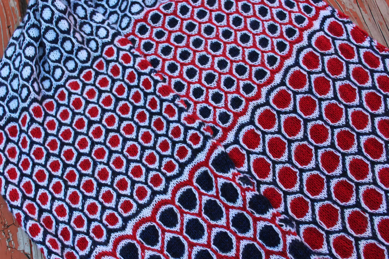 Tricolor