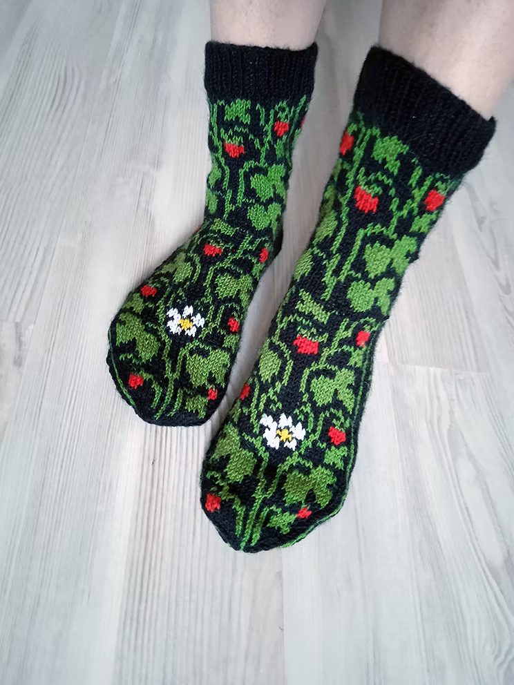 Wild Strawberry Socks
