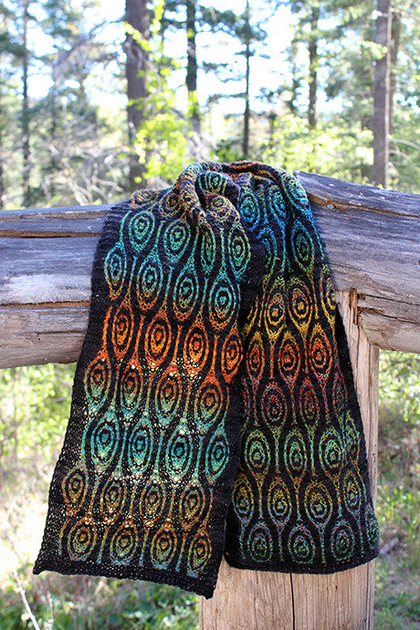 night_peacock111.jpg